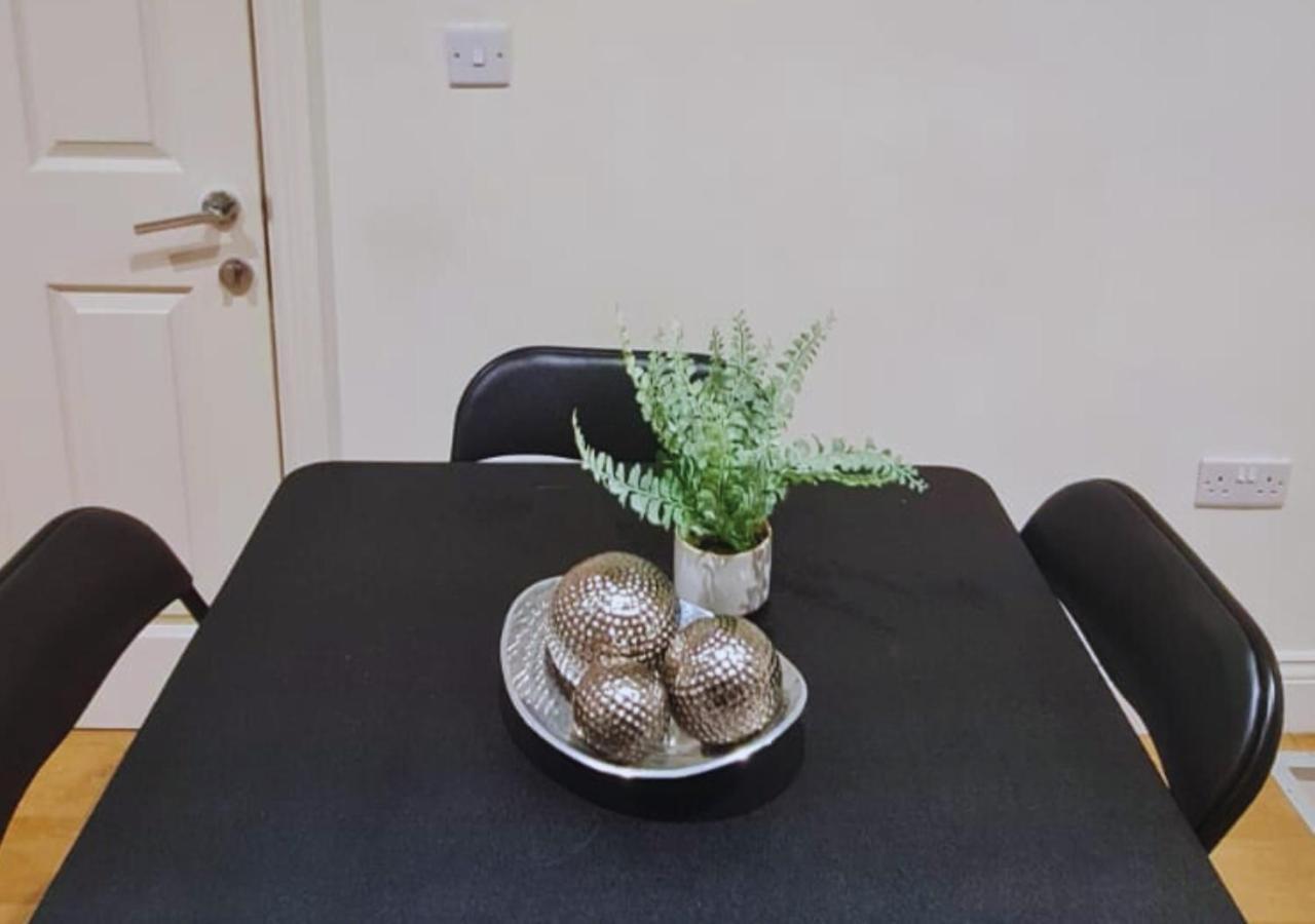 Modern 2 Bedroom Apartment In Peckham ロンドン エクステリア 写真
